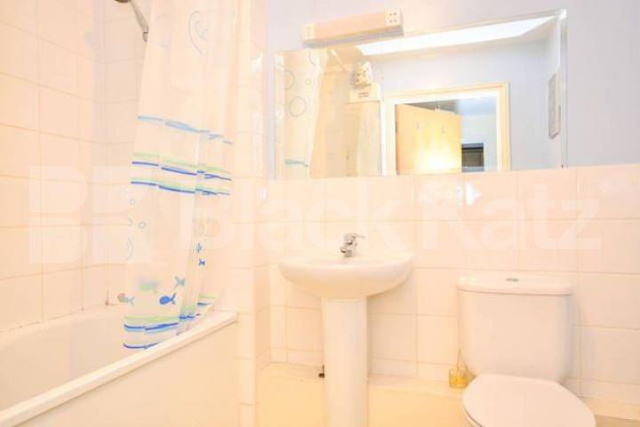 			NEW INSTRUCTION, 1 Bedroom, 1 bath, 1 reception Apartment			 Effra Parade, Brixton